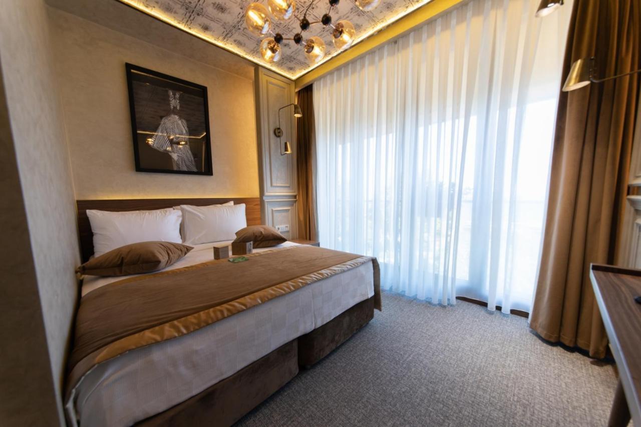 Hotel Tonight Port 4*