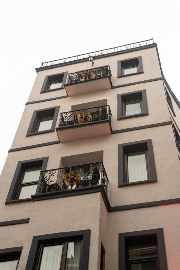 Dı Poesıa İstanbul