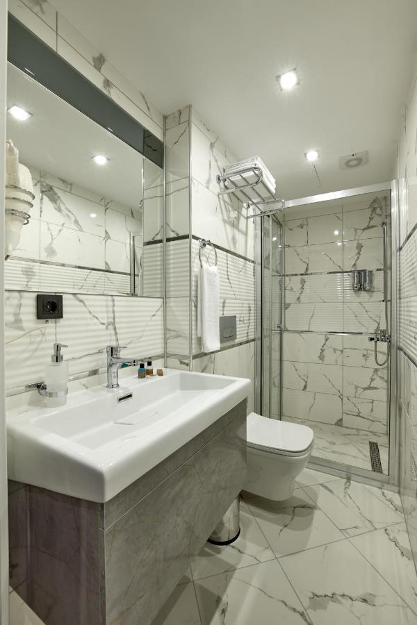 The Bold Hotel *