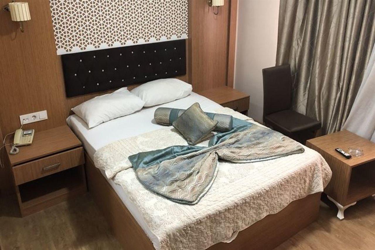 Hotel Grand Milan 3*