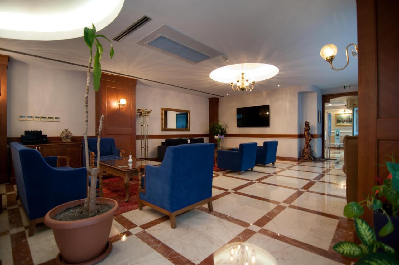 Hotel Taksim Metropark 4*