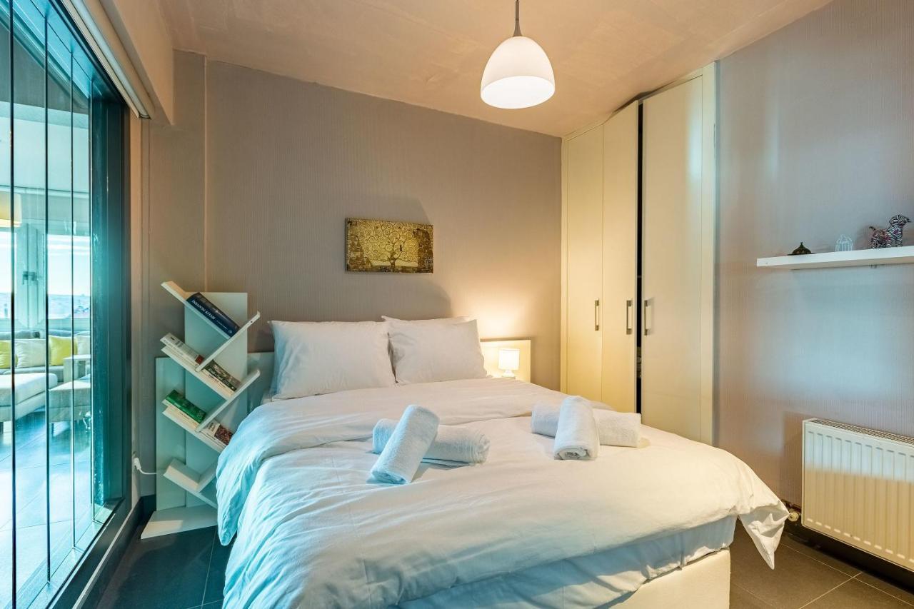 Stylish Apartment With Panaromic View In Besiktas *