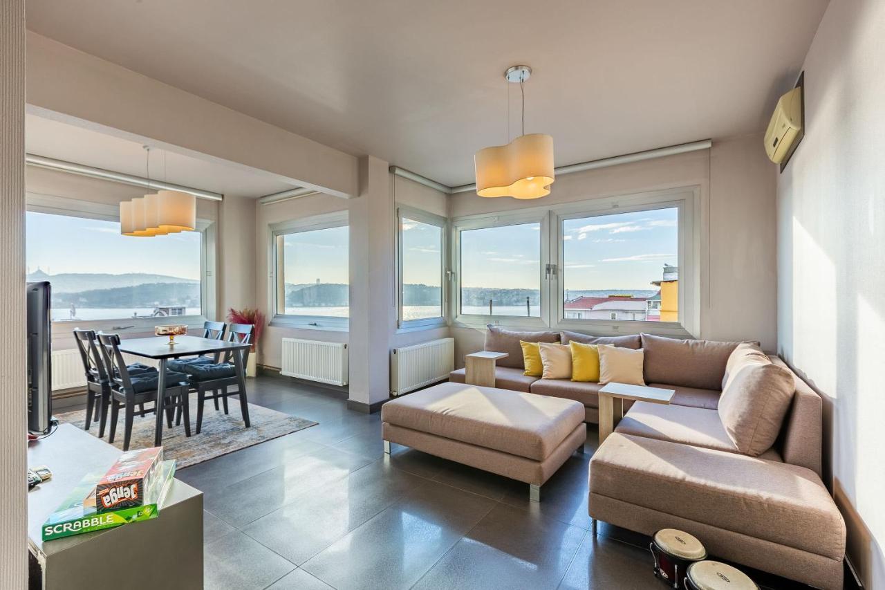 Stylish Apartment With Panaromic View In Besiktas Apartment