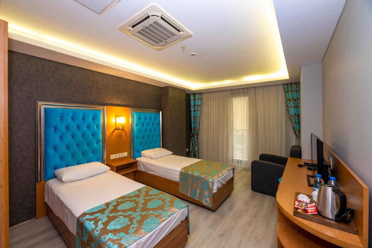 Grand Palace 3*