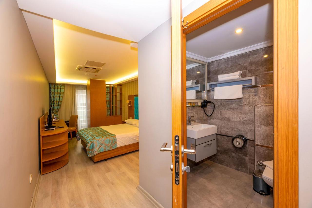 Grand Palace 3*