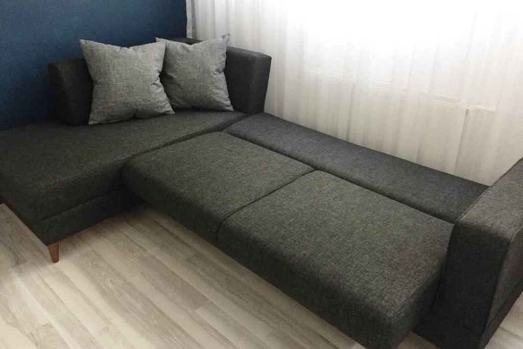 Small Semi Basement Floor Apartment *