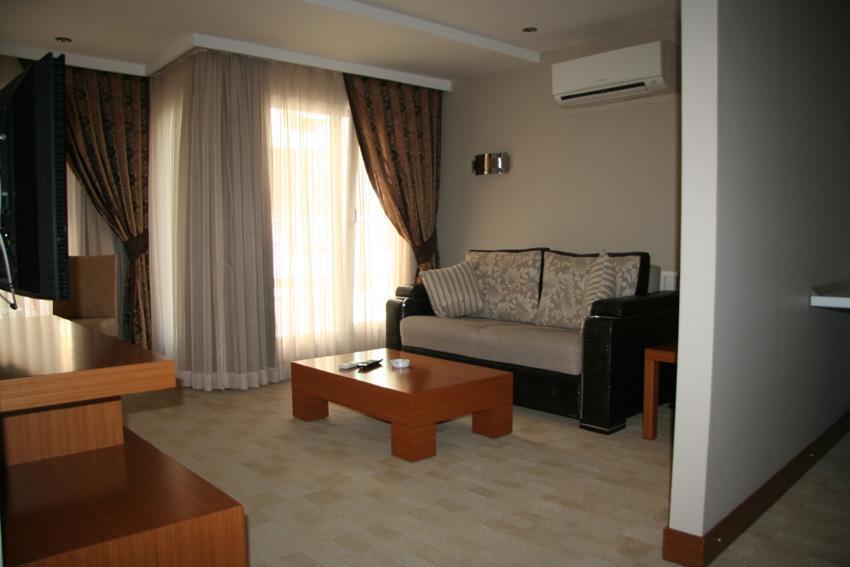 Hotel Bc Burhan Cacan & & Cafe