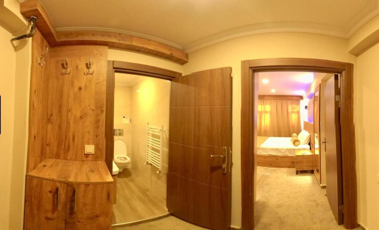 Nour & Hotel
