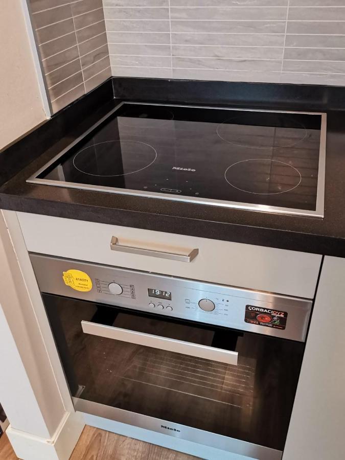 Metropoll Atasehir Apartment *