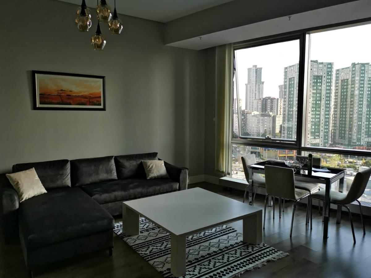 Metropoll Atasehir Apartment *