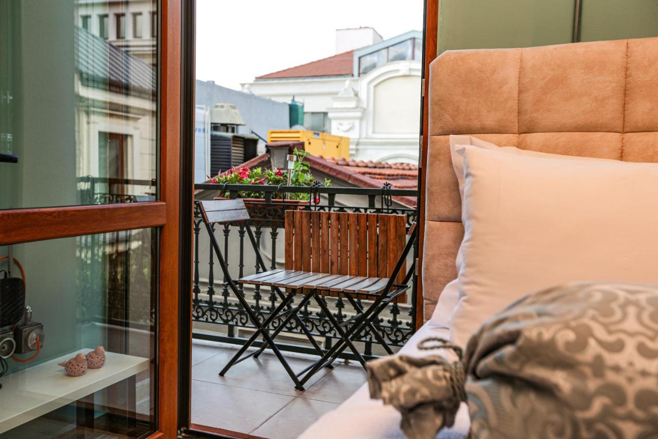 No 8 Galata Apartment *