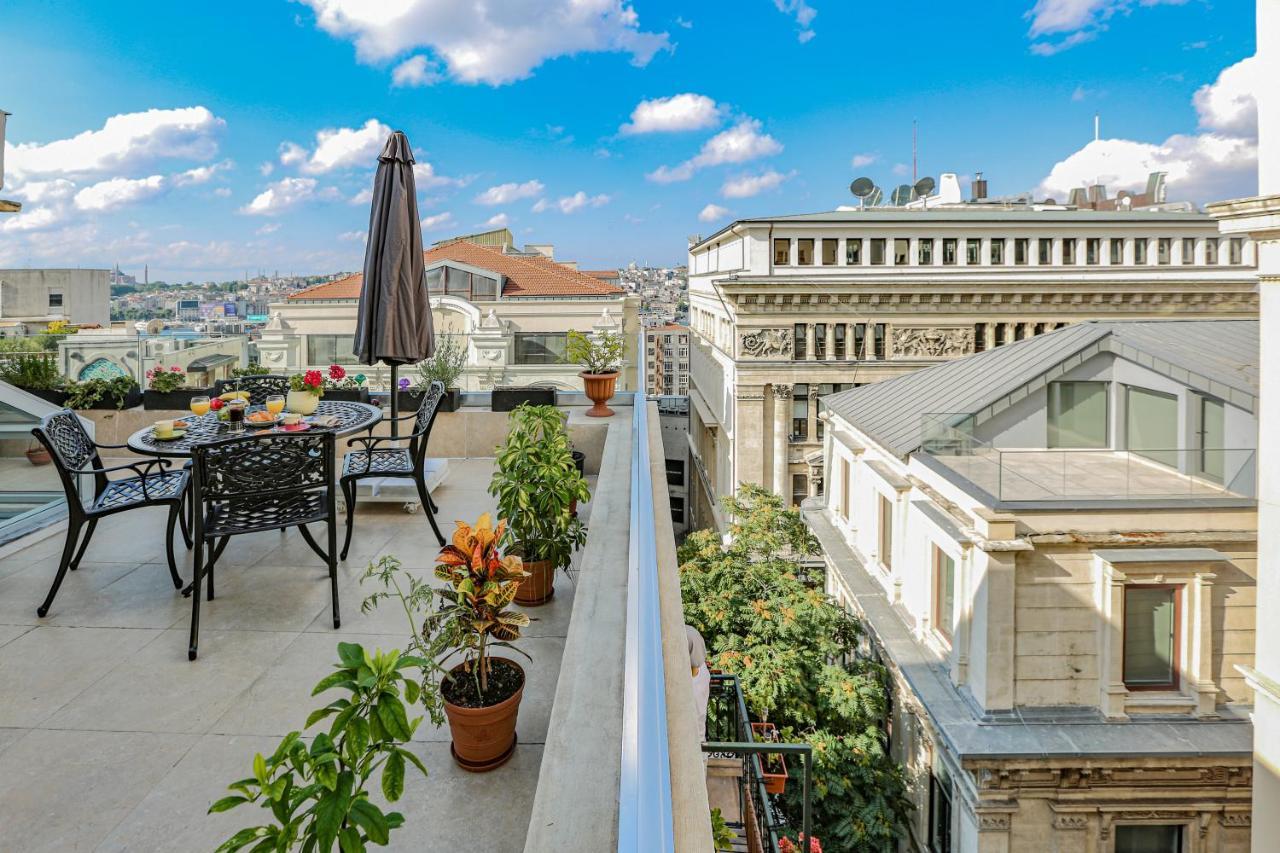 No 8 Galata Apartment