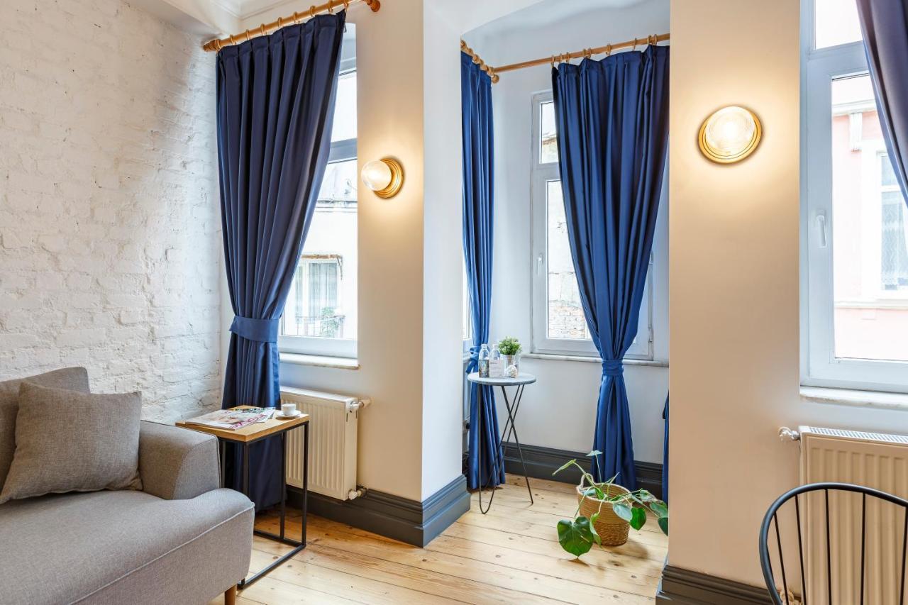 Apartment 1 Bedroom Renovated House In Taksim Istanbul