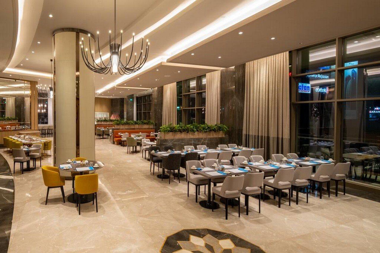 Hotel Hilton Mall Of