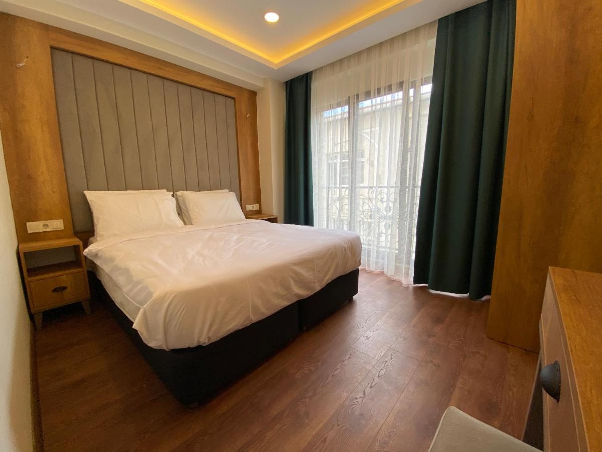 Pege Hotel 2*