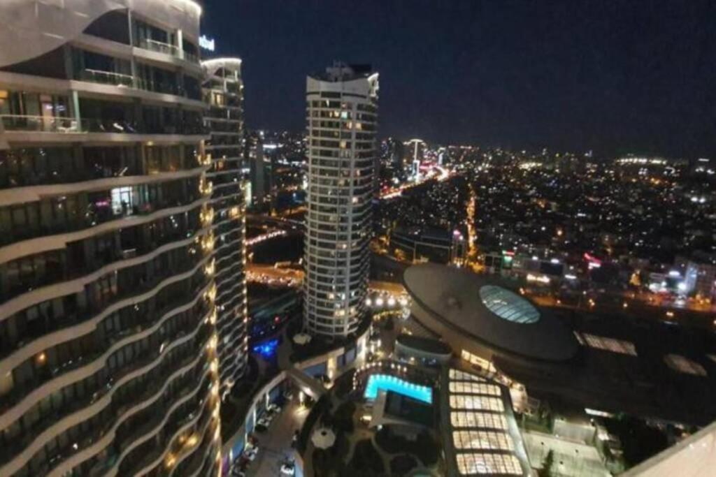Apartment Mall Of *
