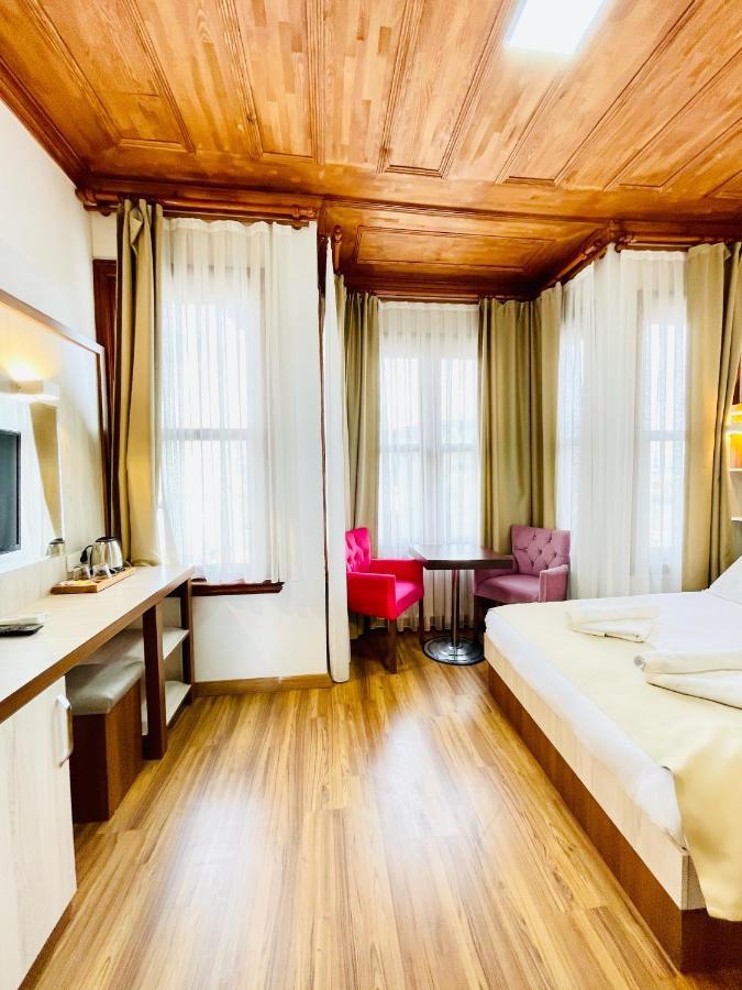 Qonaq & 3* Istanbul