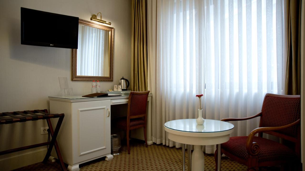 Taksim Metropark 4*