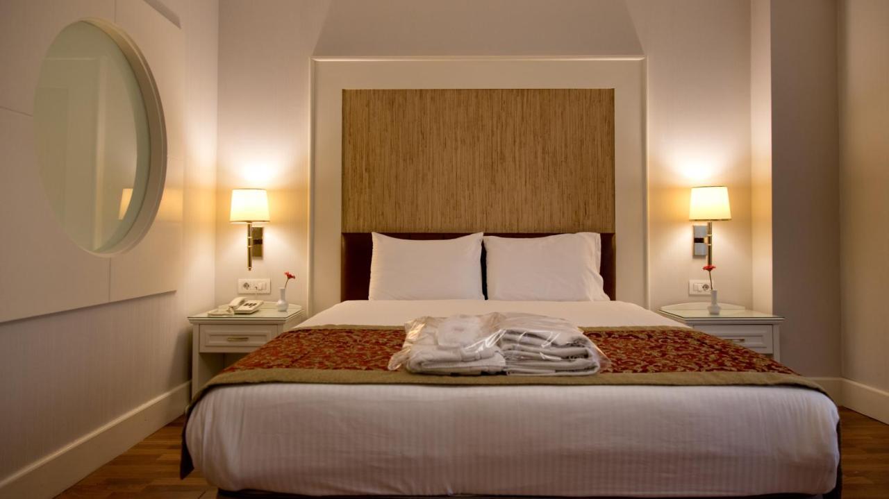 Hotel Taksim Metropark 4*