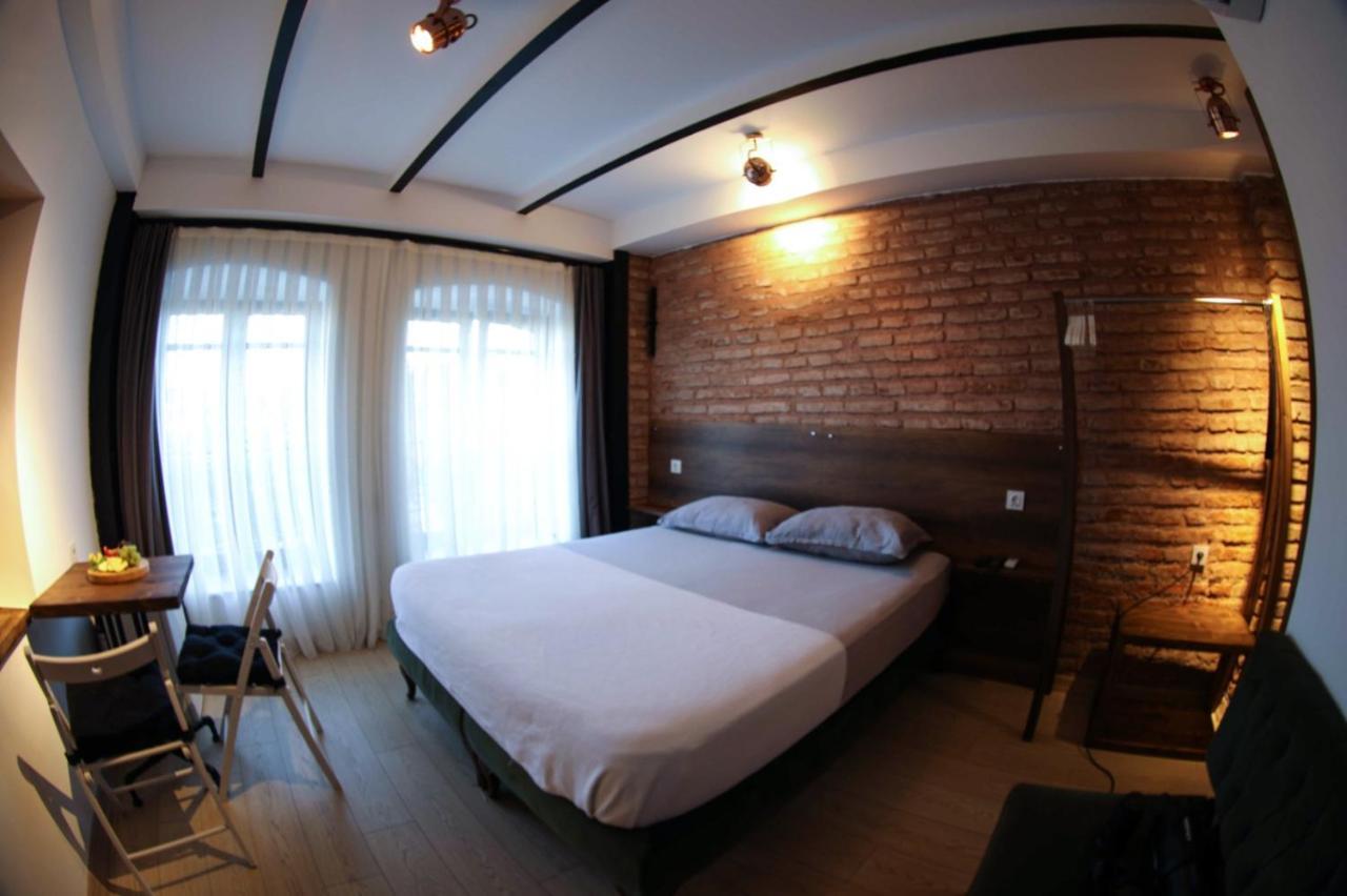 Fanus Karaköy Otel *