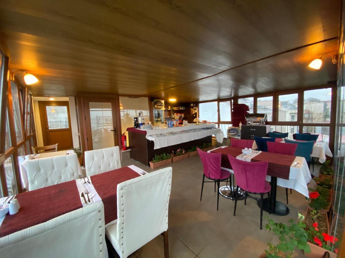 Spinel - Old Hotel 3*