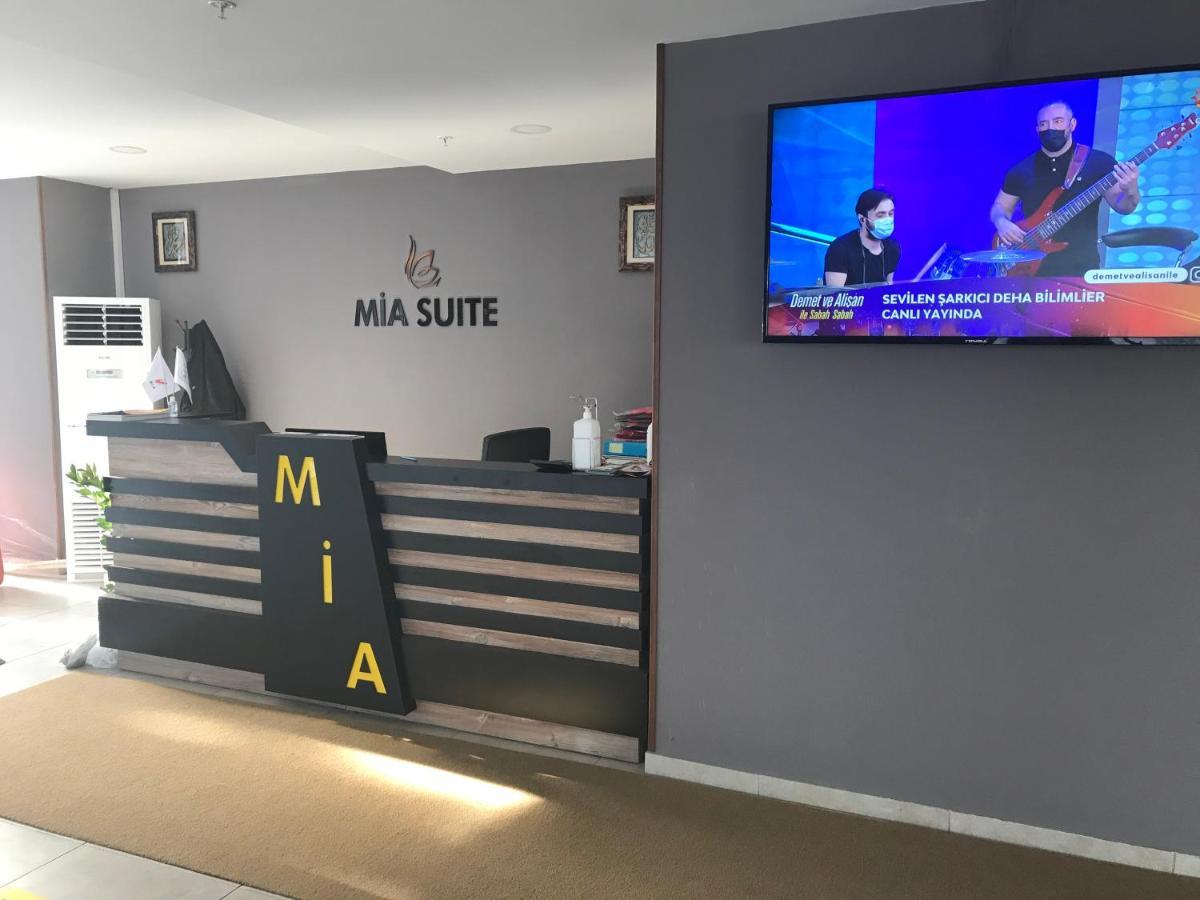 Mia 2*