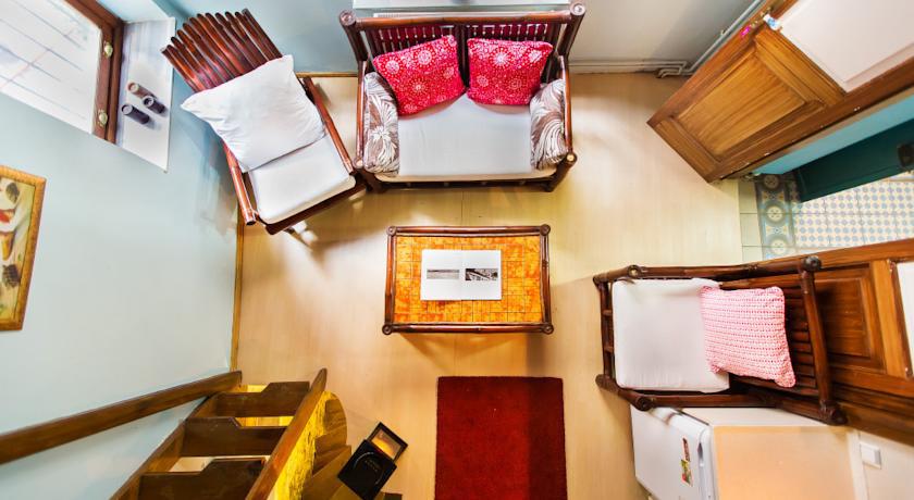 Aretias Antique House 2*