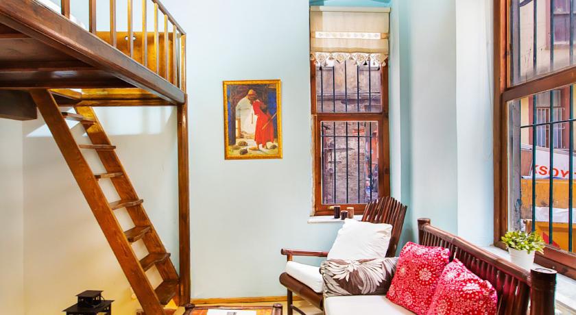 Aretias Antique House Aparthotel 2*