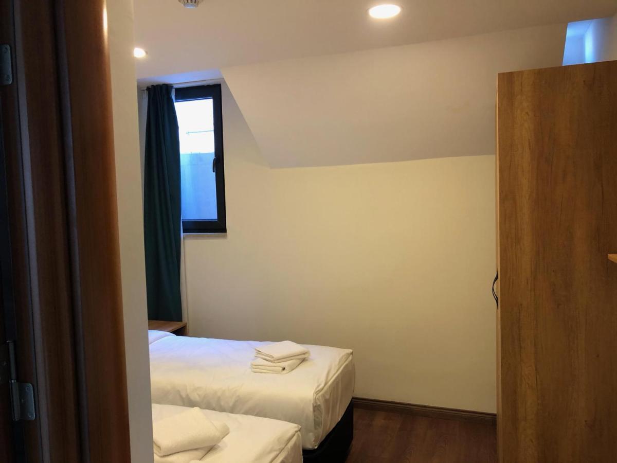 Pege Hotel