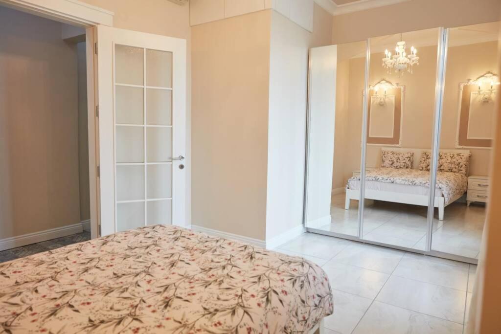 Taksim Square Apartment, Great View, Luxury Apartment Istanbul