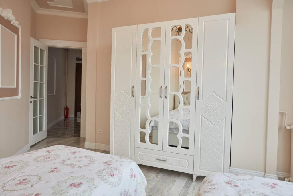Taksim Square Apartment, Great View, Luxury
