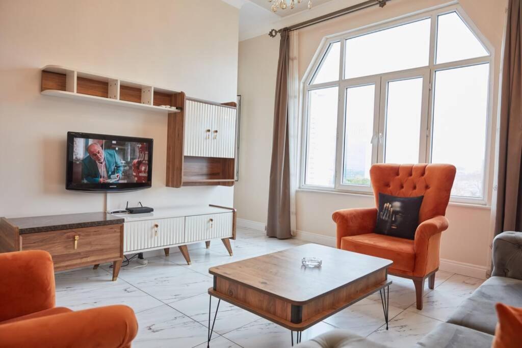 Taksim Square Apartment, Great View, Luxury