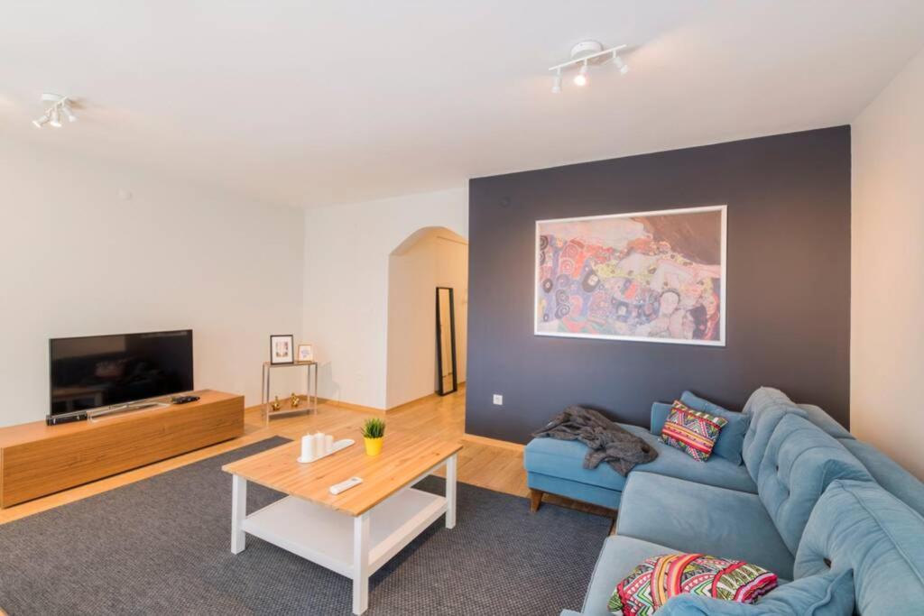 Centrally Located Huge In Cihangir