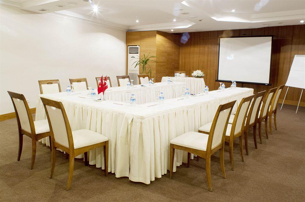 Express Elite Kucukyali Hotel 4*