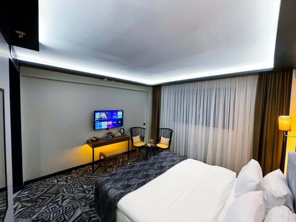 Weingart Hotel