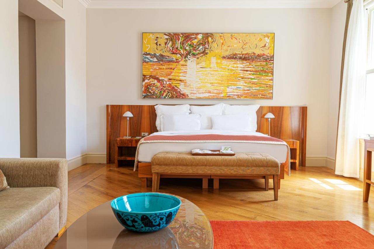 Tomtom Hotel 5*