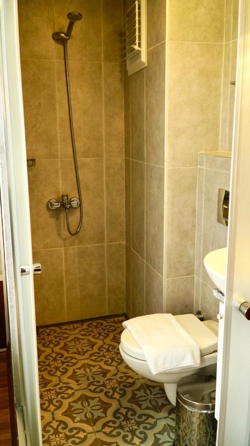 Hotel Qonaq &