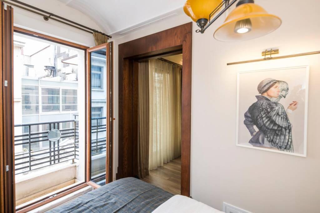 Apartment Wonder Homes - Ultra-modern Flat, 3 Bedroom & 1 Min To Taksim Square Istanbul