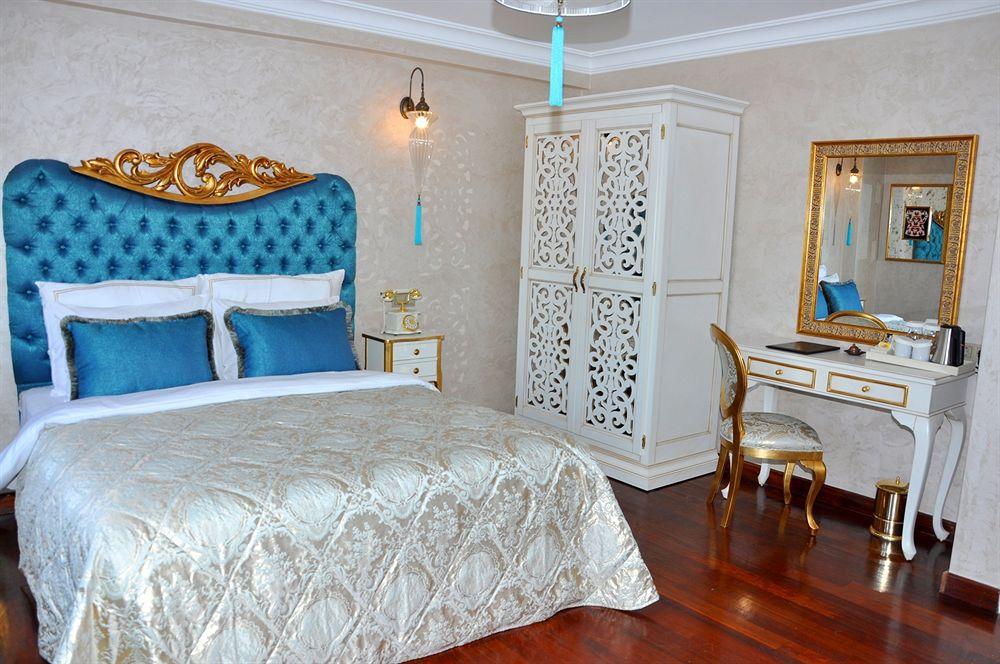 Bosphorus Symbola 4*