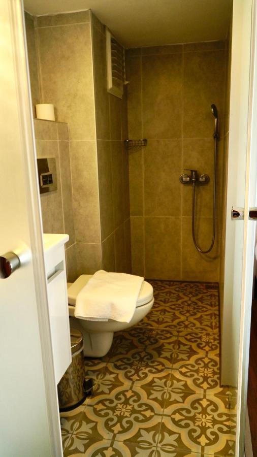 Hotel Qonaq & Istanbul