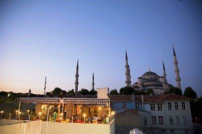 Hotel Yunus Emre *