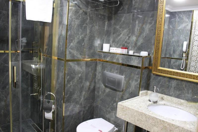 Asur Hotel 3*