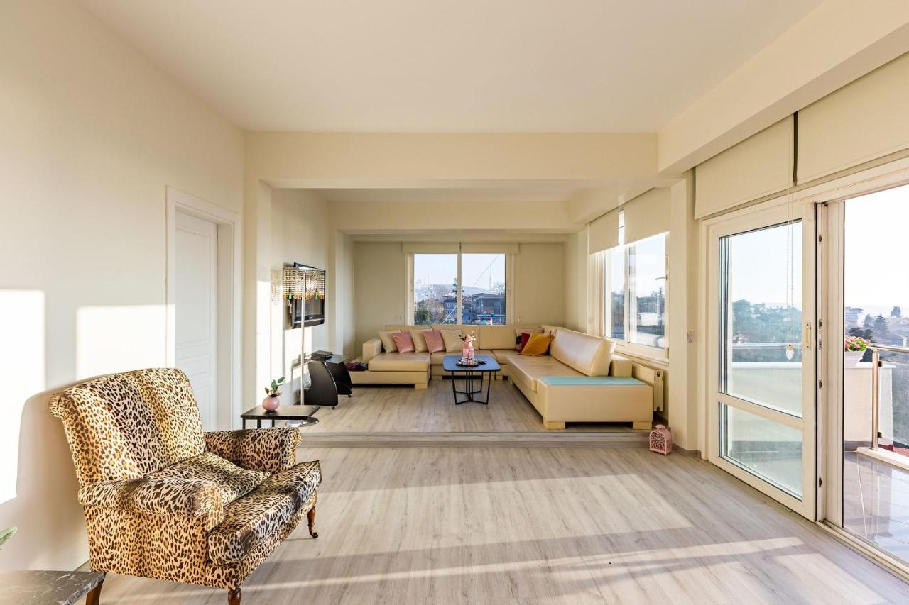 Apartment Cozy With Fascinating Bosphorus View In Uskudar *
