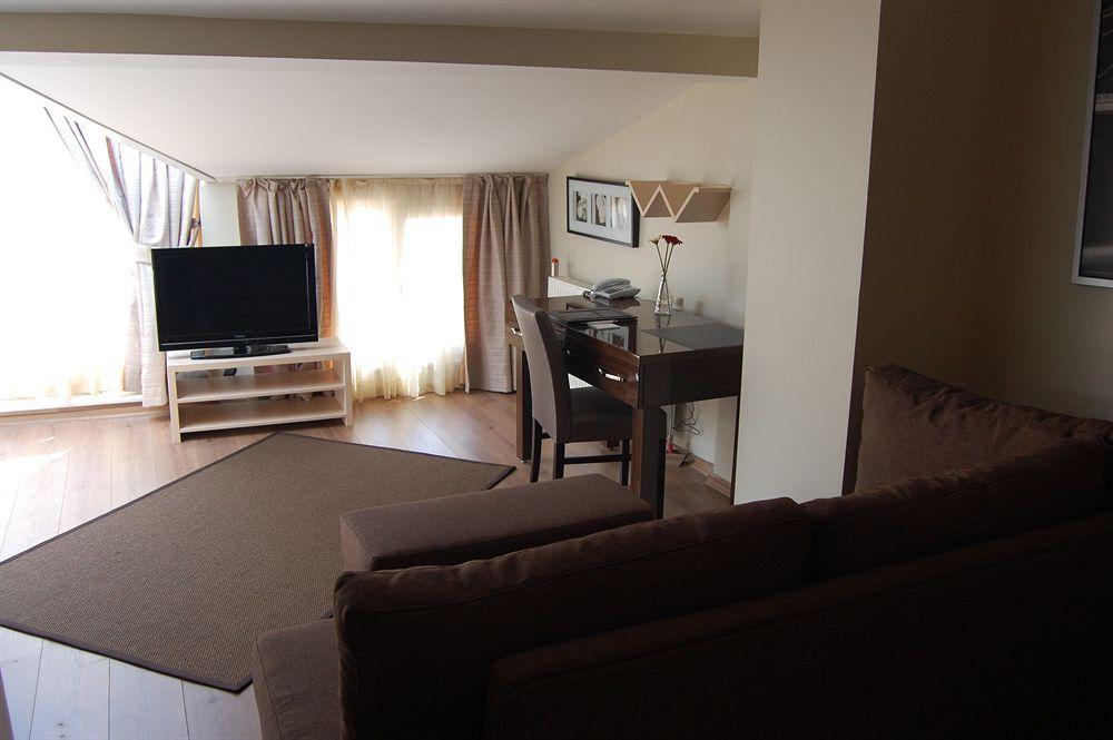 Derpa Hotel