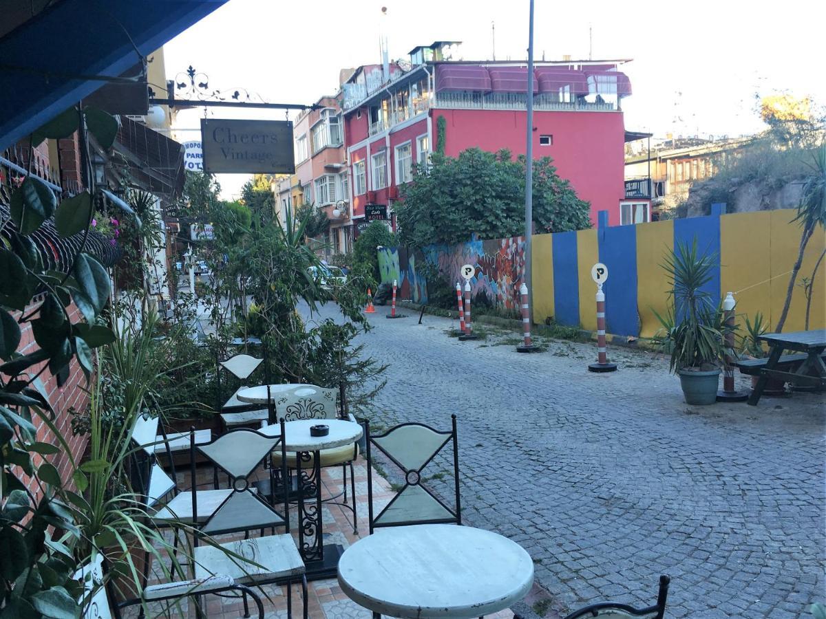Cheers Vintage Albergue Istambul
