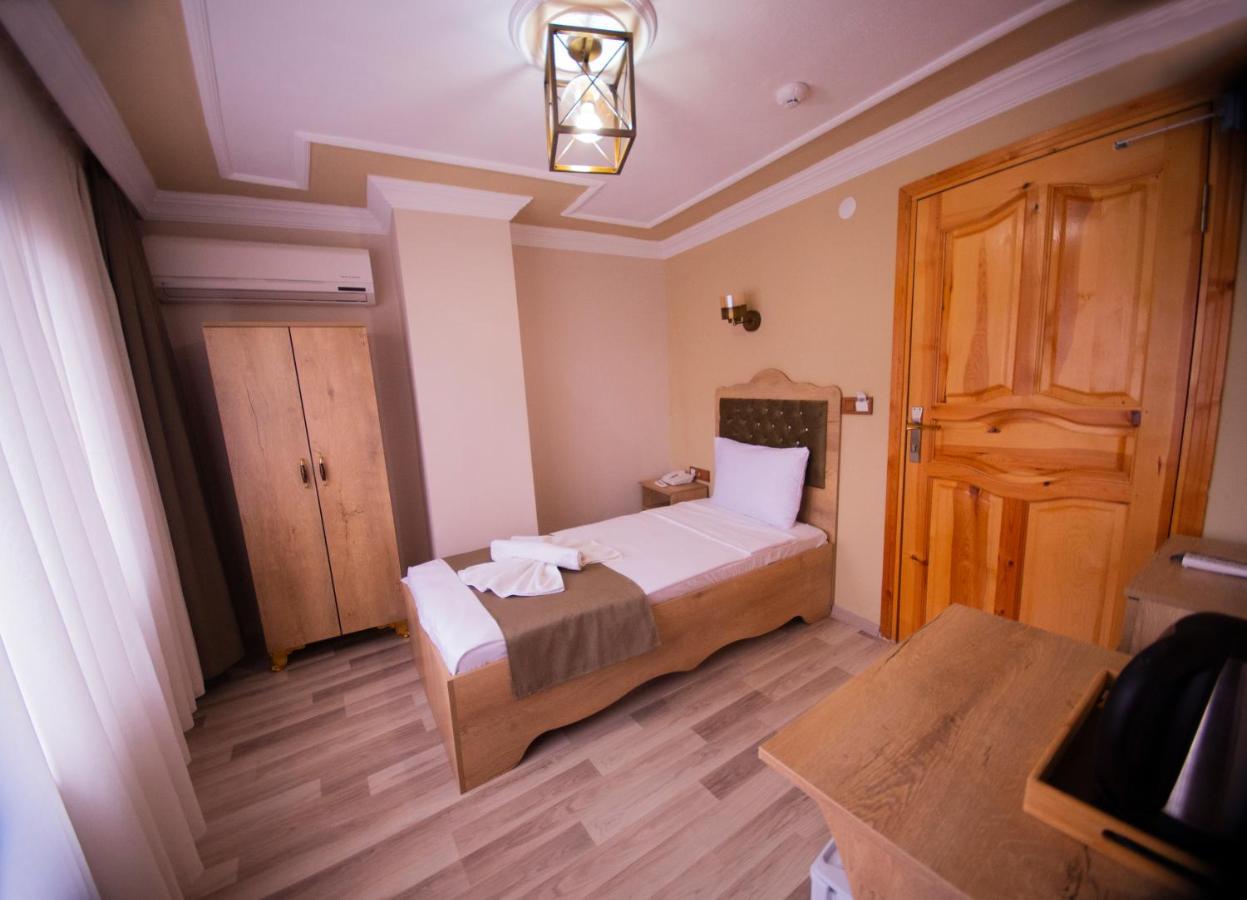 Orkide Otel *