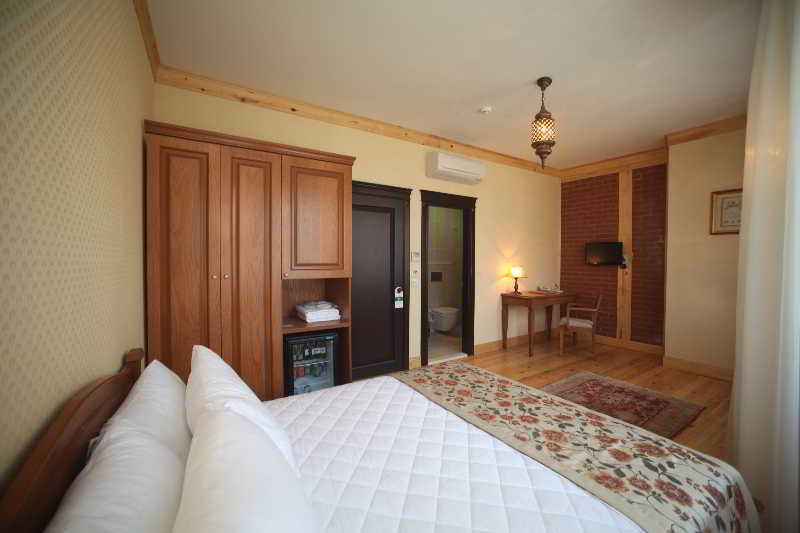 Hotel Lalinn