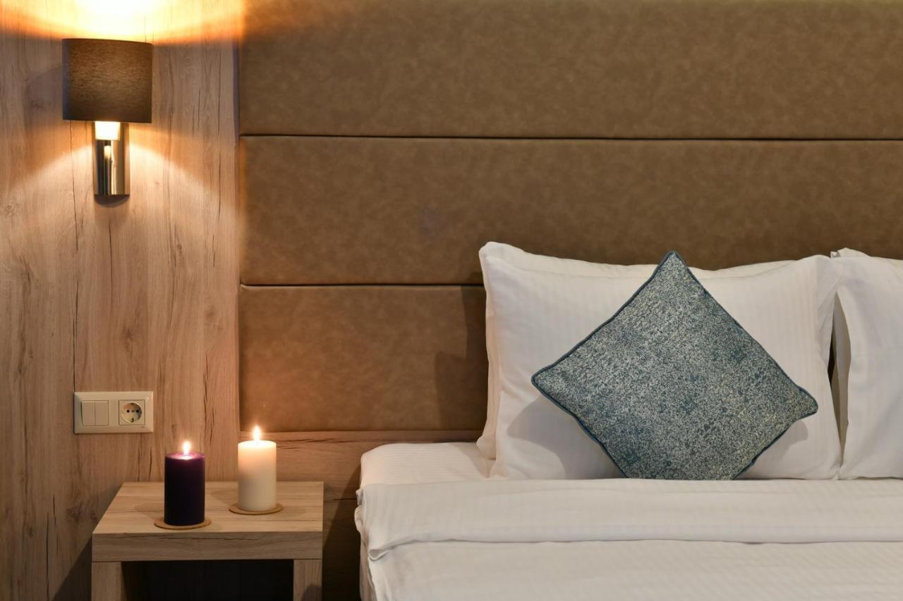 Andi Hotel