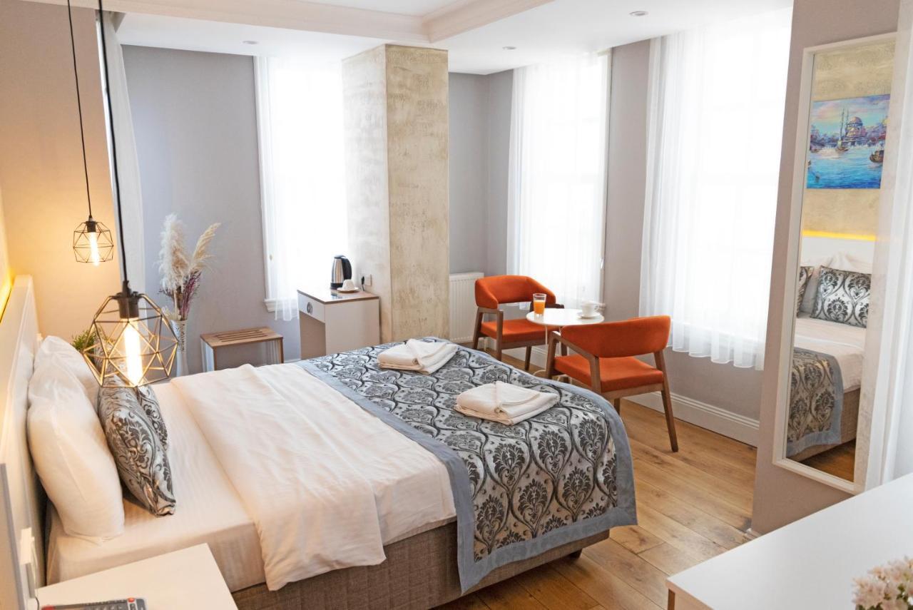 Galata Door 4*