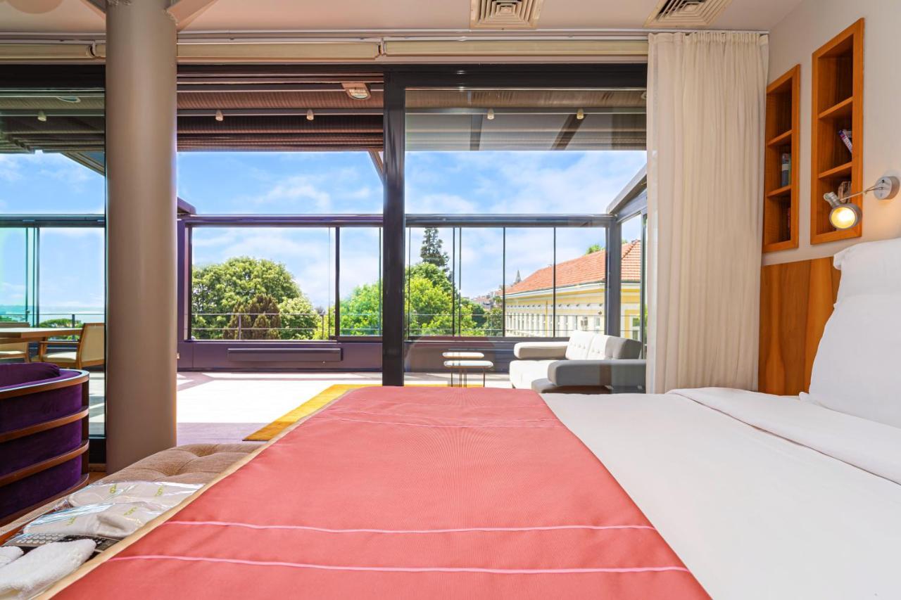 Tomtom Hotel